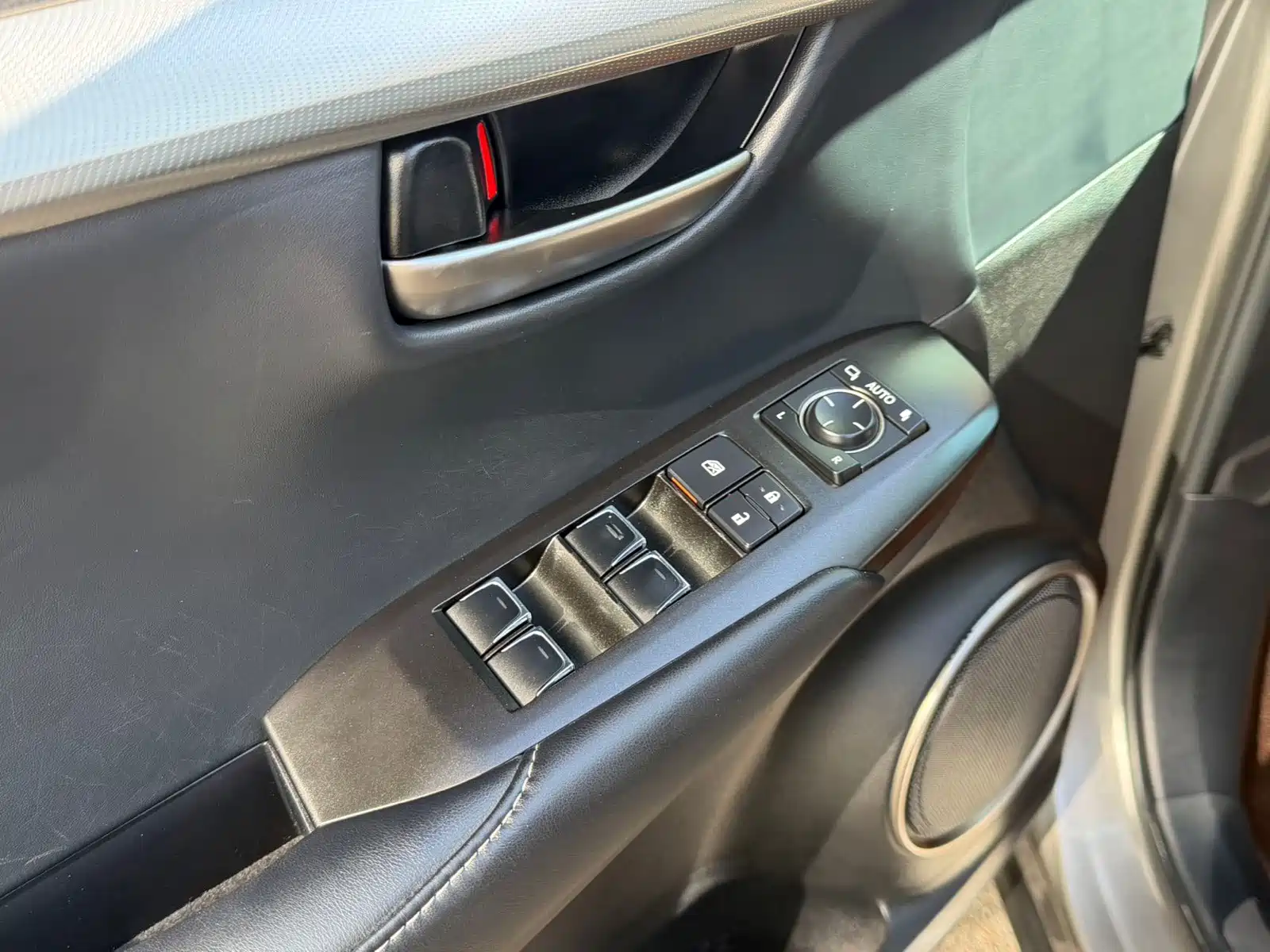Photo 17 - Lexus NX