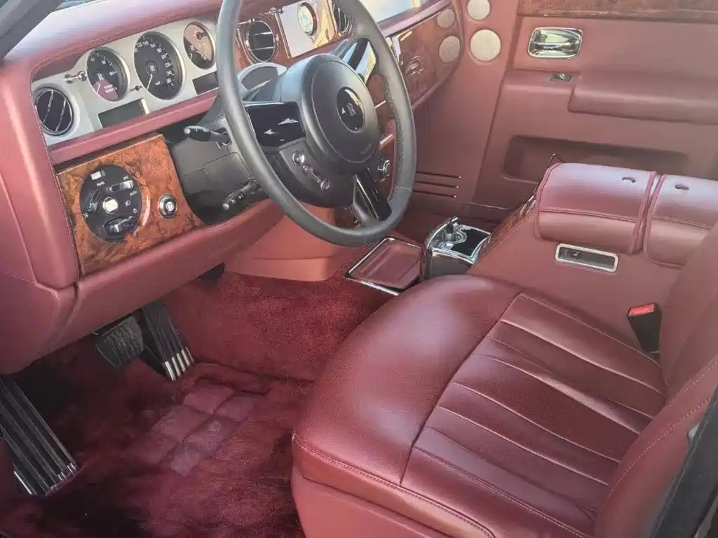Rolls-Royce Phantom 2011 2006 6.7L Extended Wheelbase EWB