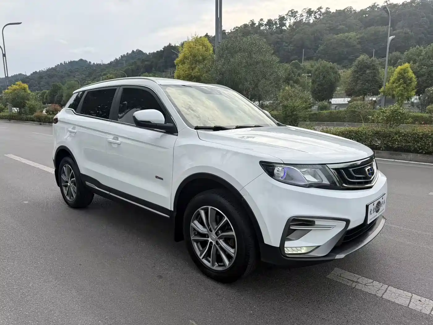Фото 3 - Geely Boyue