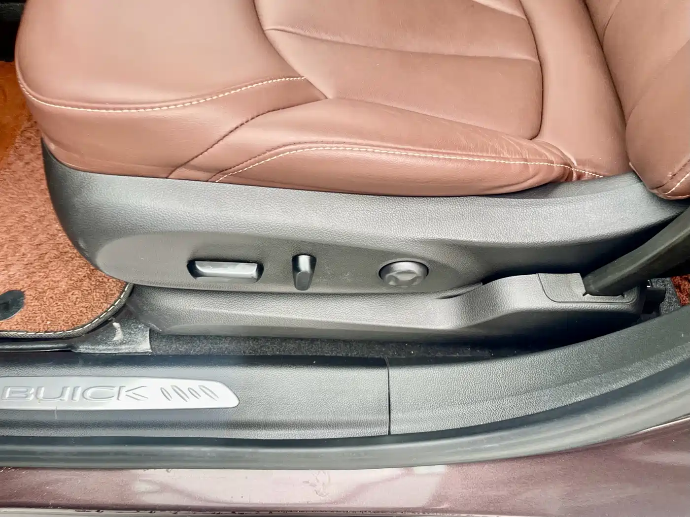 Buick Envision Plus 2019 28T AWD Elite Model China VI фото 7