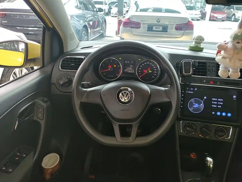 Volkswagen Polo 2015 2014 1.4L Automatic Comfort Edition
