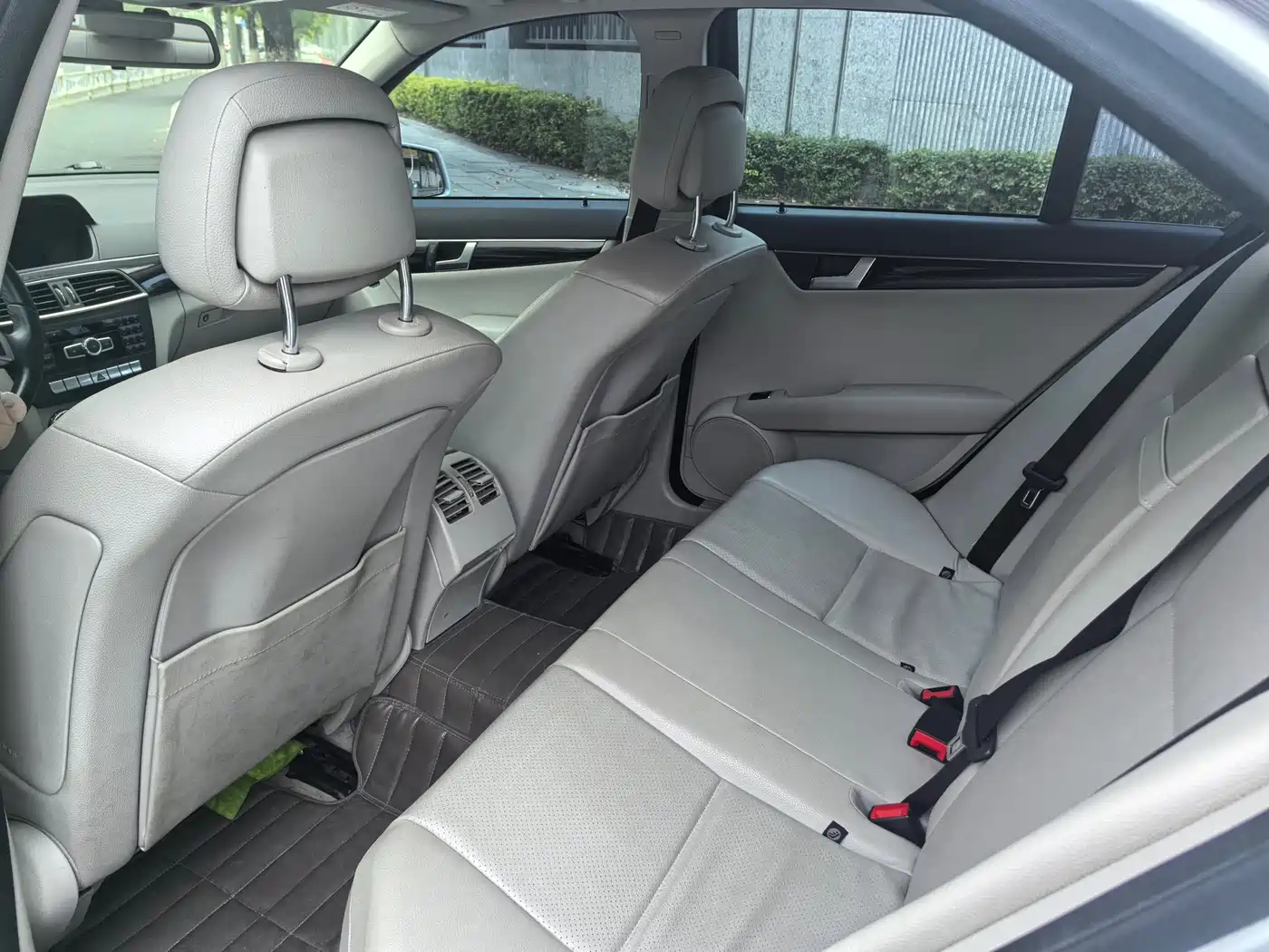 Mercedes-Benz C-Class 2013 C 180 Classic Grand Edition фото 5