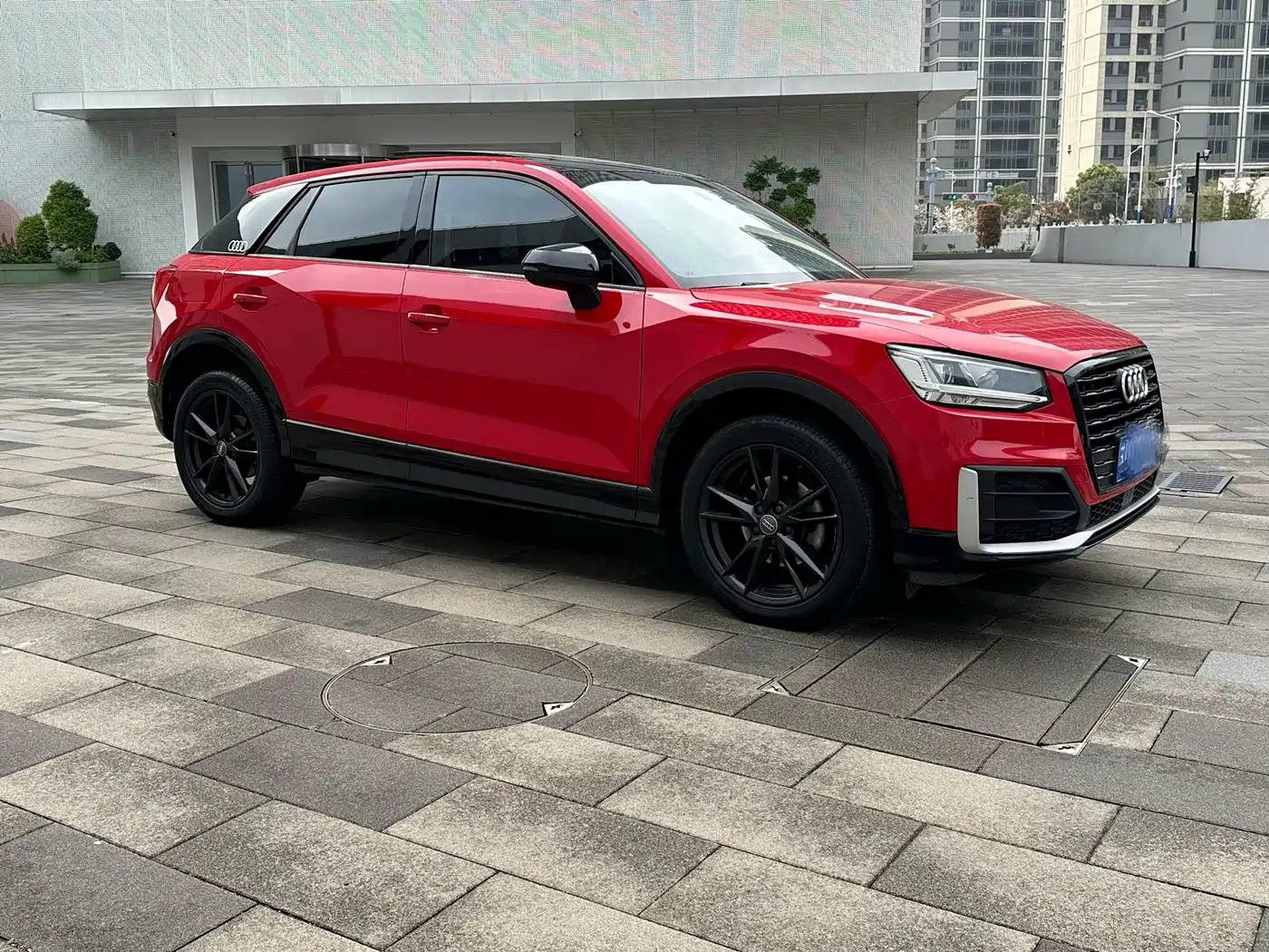 AUDI Q2L