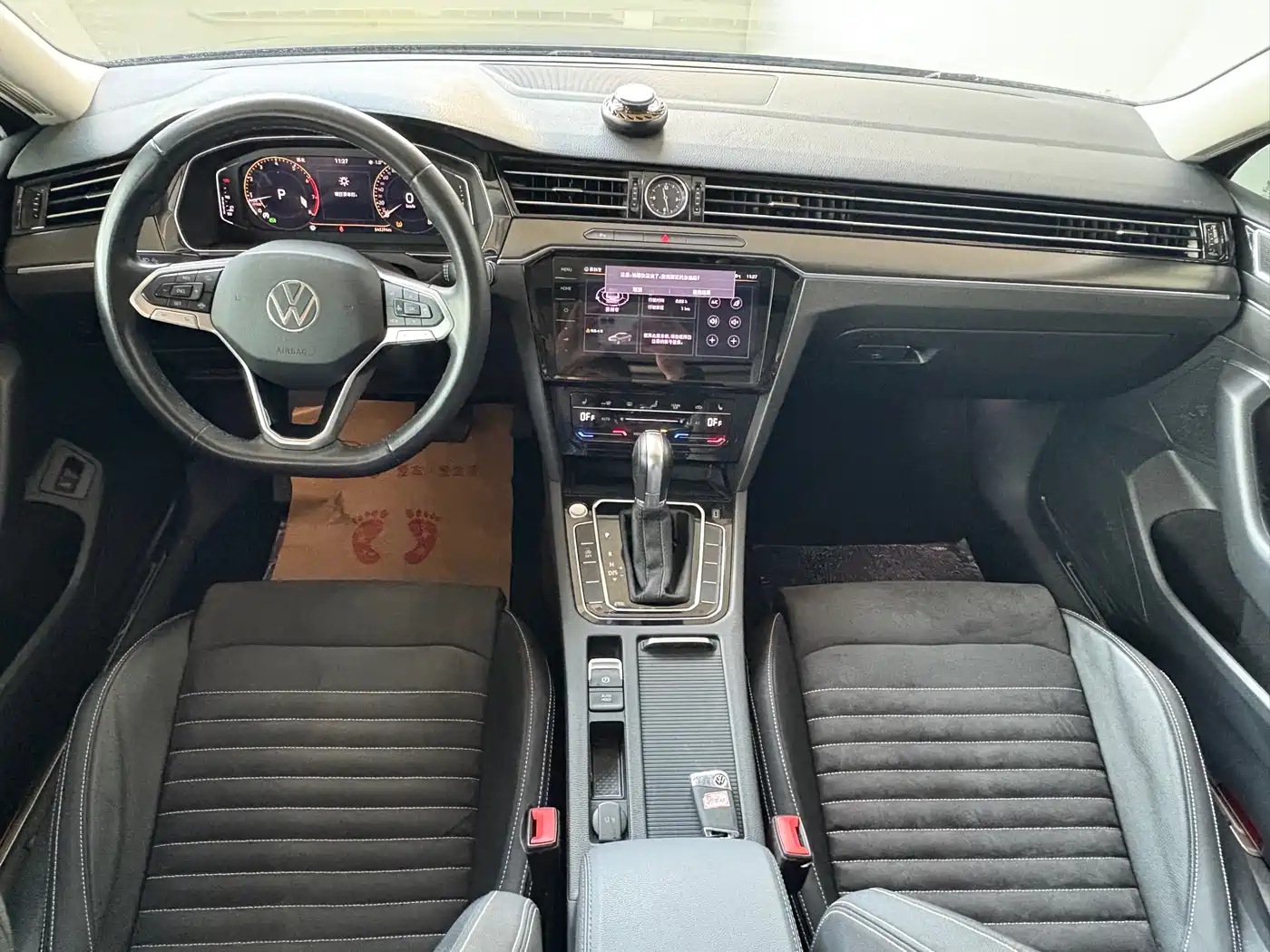 Volkswagen Magotan 2020 330TSI DSG Luxury фото 13