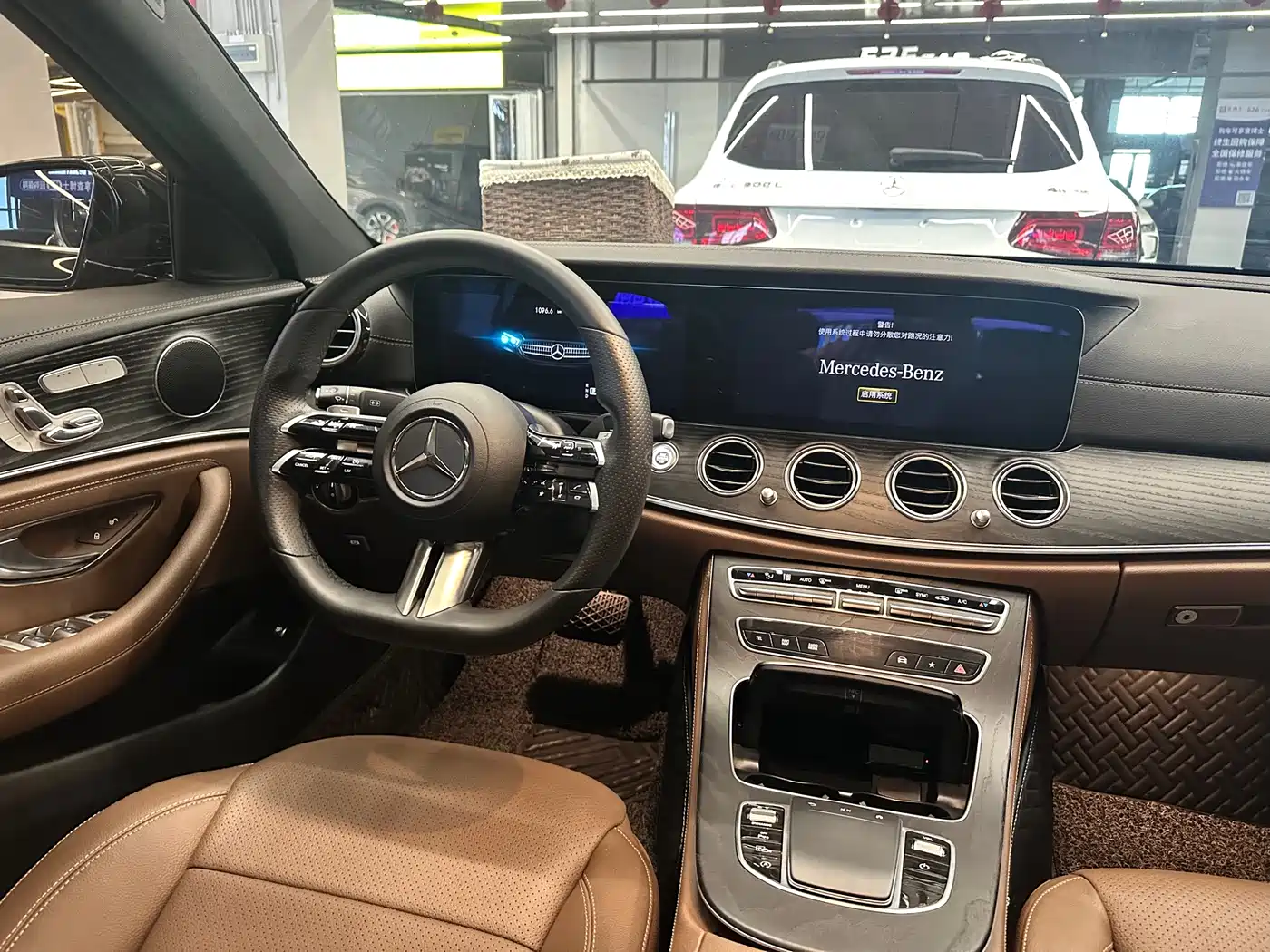 Mercedes-Benz E-Class 2021 E 300 L Sport Fashion фото 12
