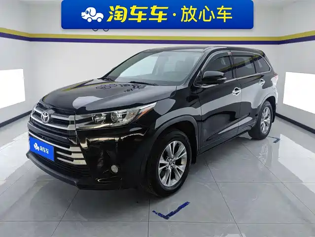 TOYOTA HIGHLANDER