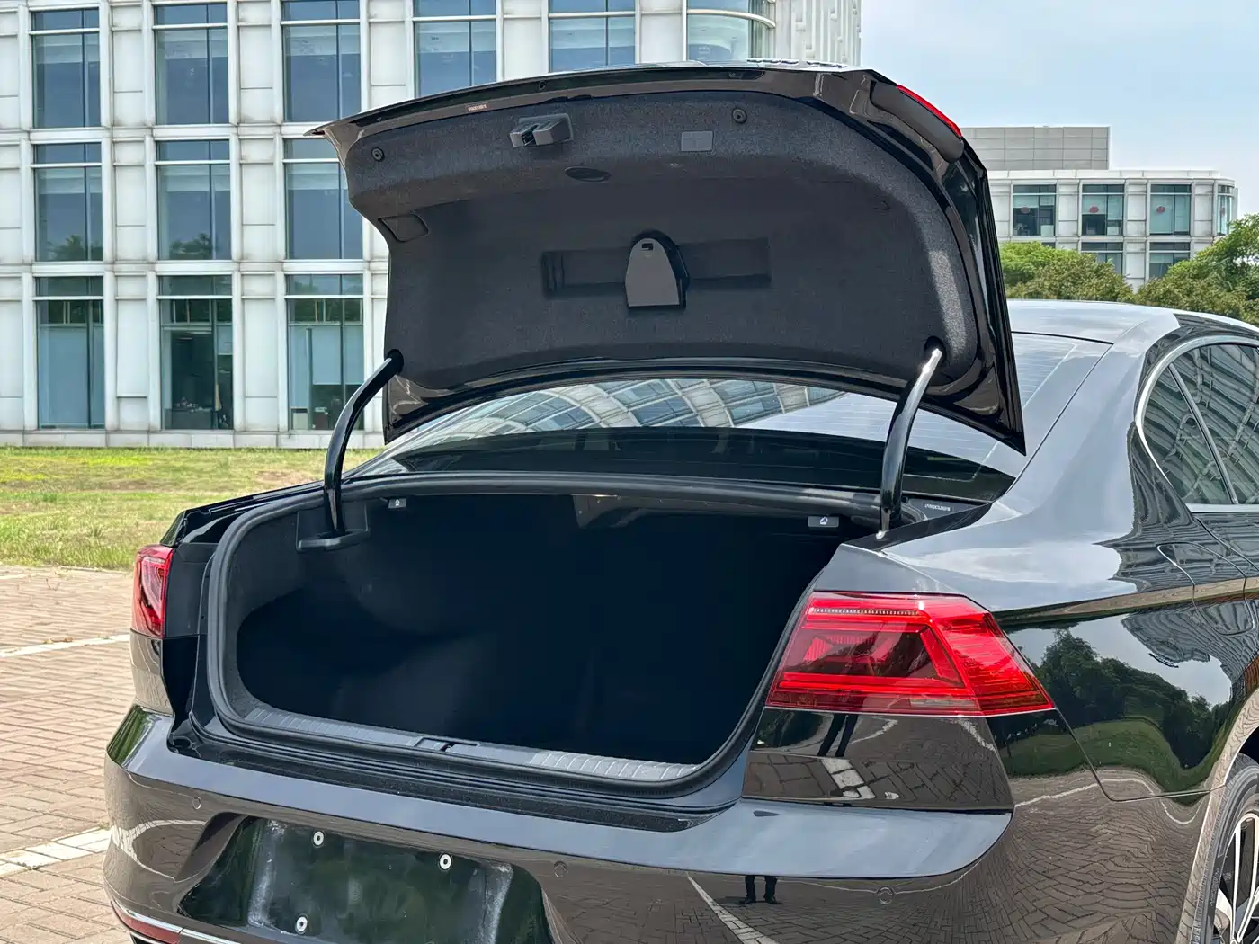 Volkswagen Magotan 2020 330TSI DSG Leading фото 27