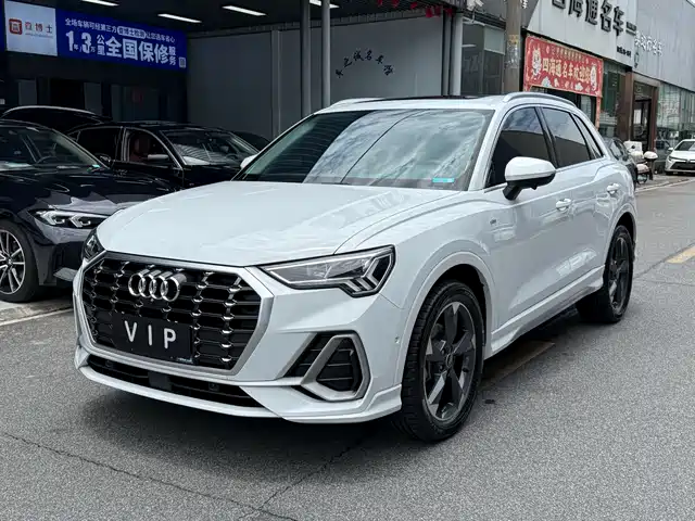 Audi Q3 35 TFSI, Стиль Драйв