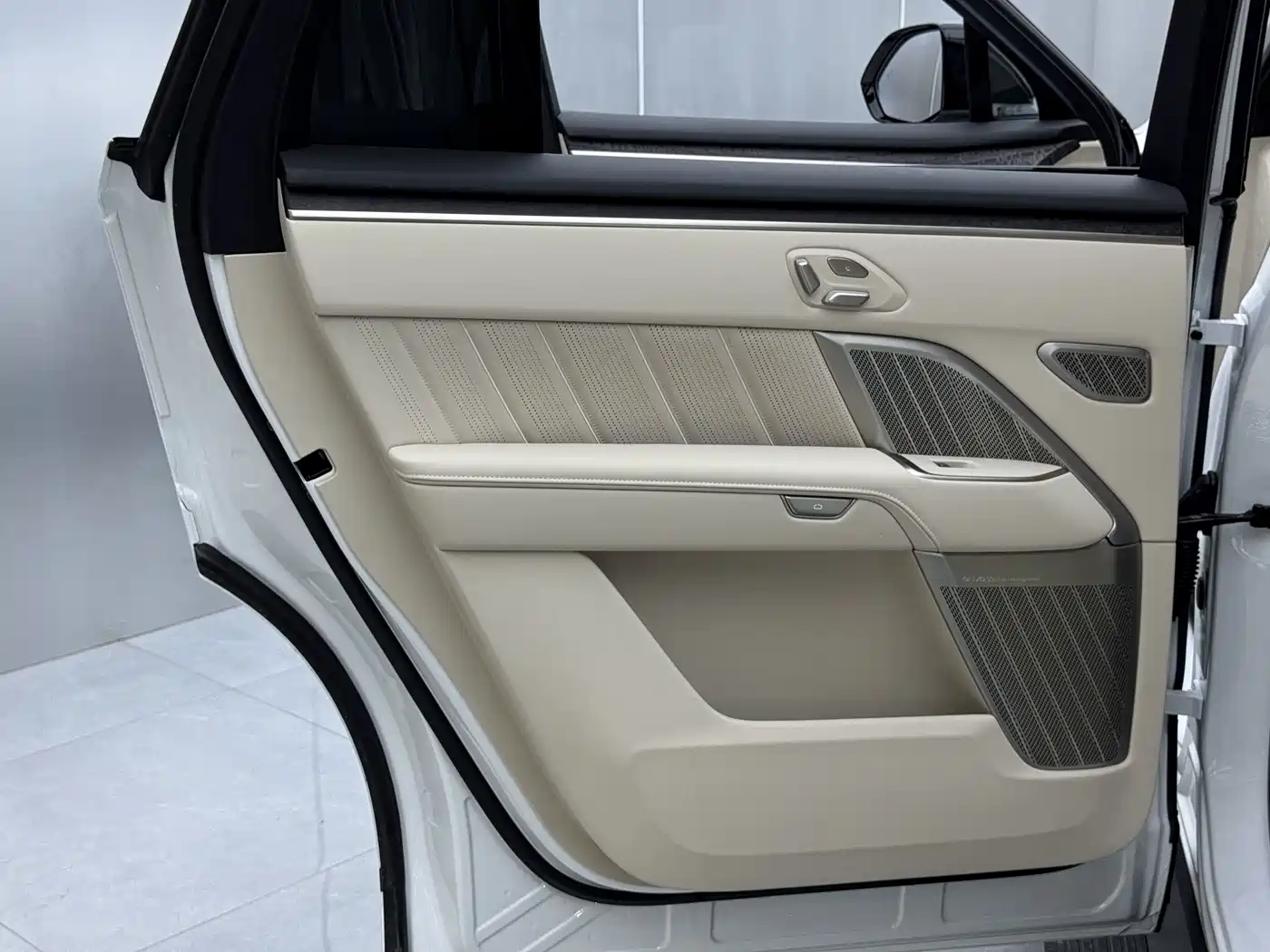 Ledao L90 2026 2025 AWD Base Model
