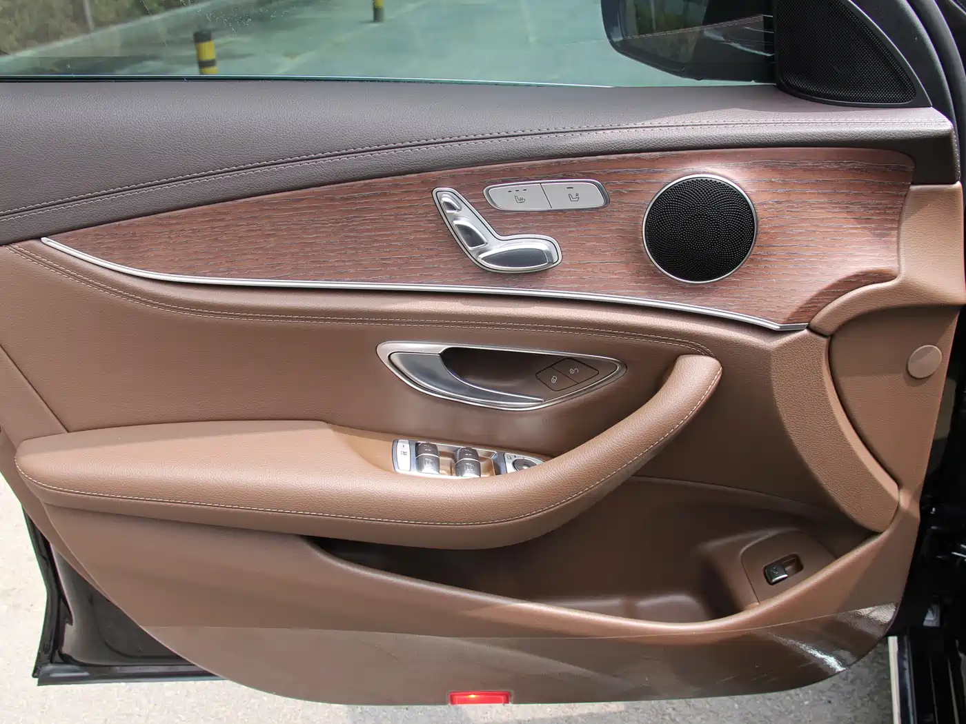 Mercedes-Benz E-Class 2022 Facelift E 260 L 4MATIC фото 8
