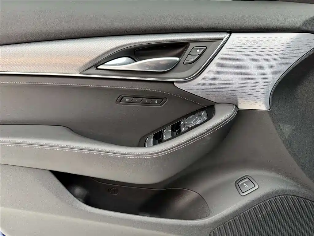 Cadillac CT5 2023 28T Prestige Style фото 22