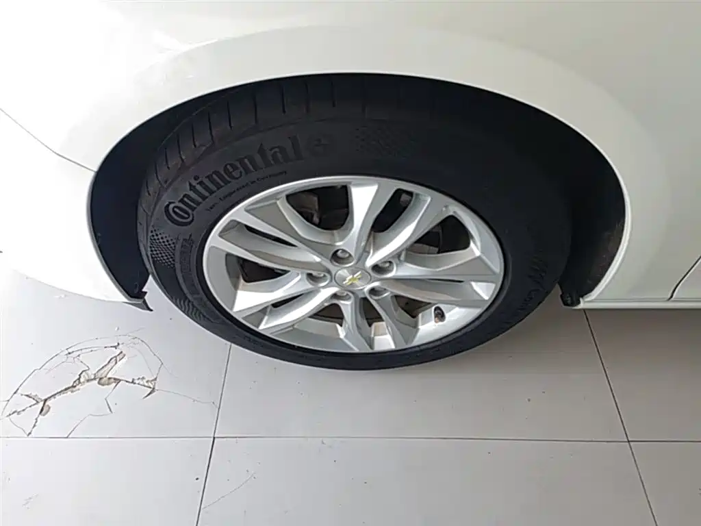 Chevrolet Malibu XL 2017 1.5T Auto Sport Edition фото 23