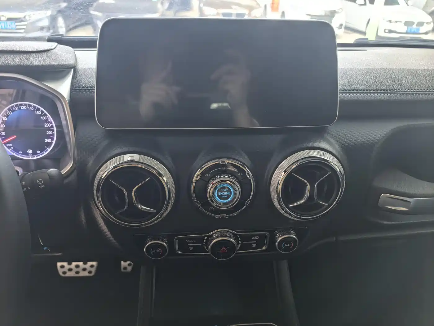 BAIC ORV Beijing Offroad BJ40 2023 2.0D Automatic 4WD Blade Hero Edition Knight Type фото 14