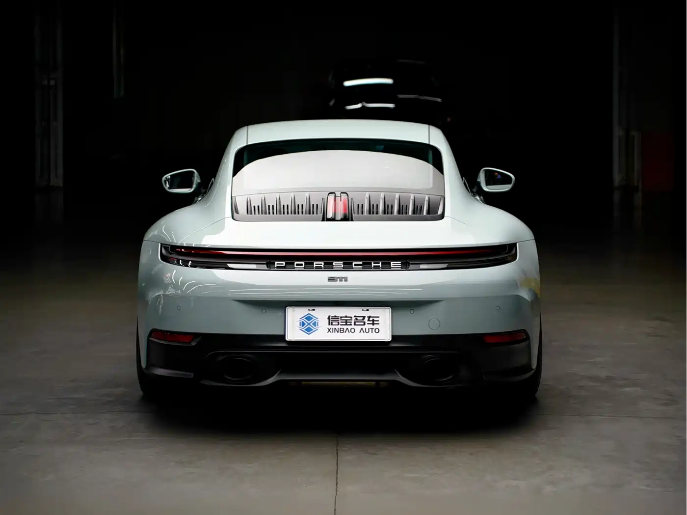 PORSCHE 911