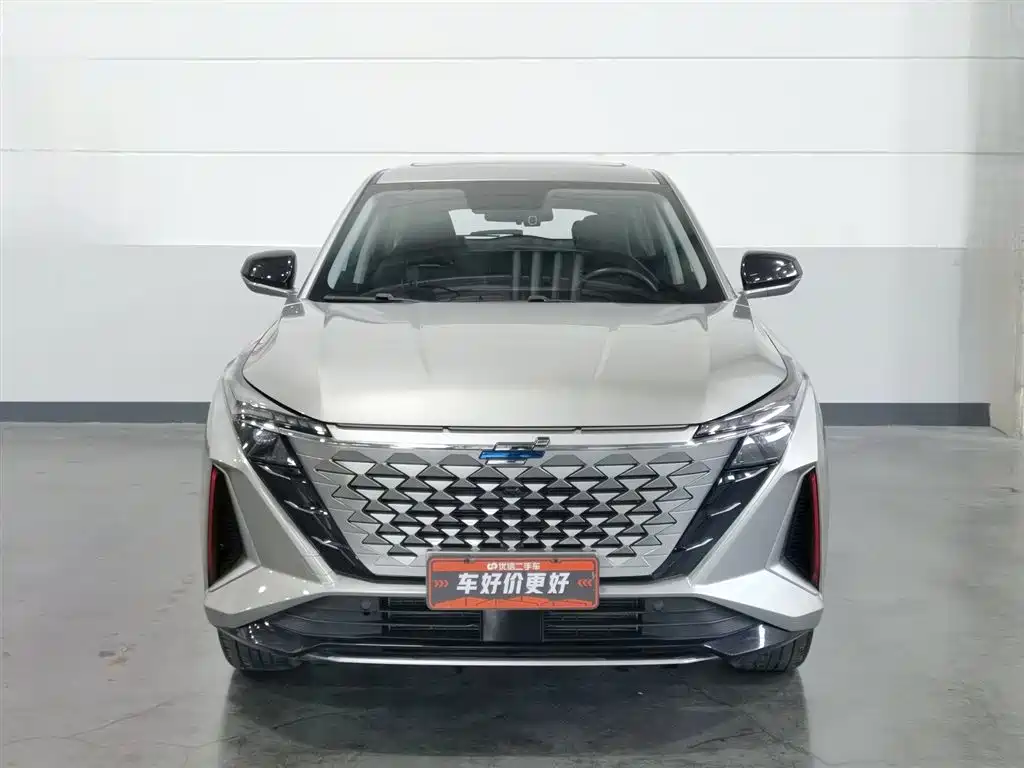 CHANGAN Z6