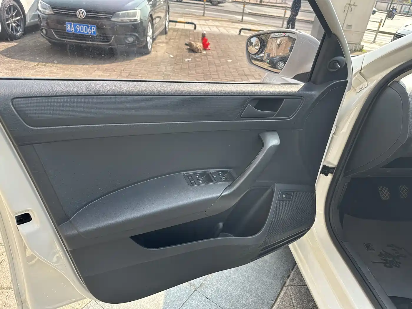 Volkswagen Santana 2015 1.6L Manual Trend Edition фото 14