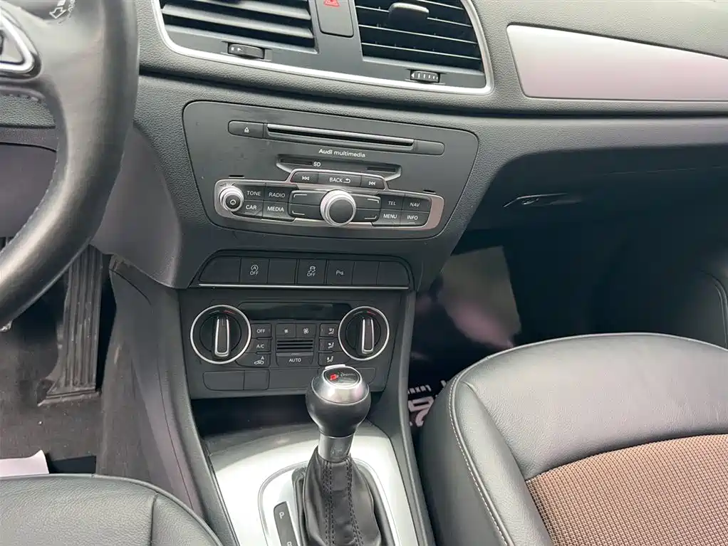 Audi Q3 2016 30 TFSI Fashion фото 6