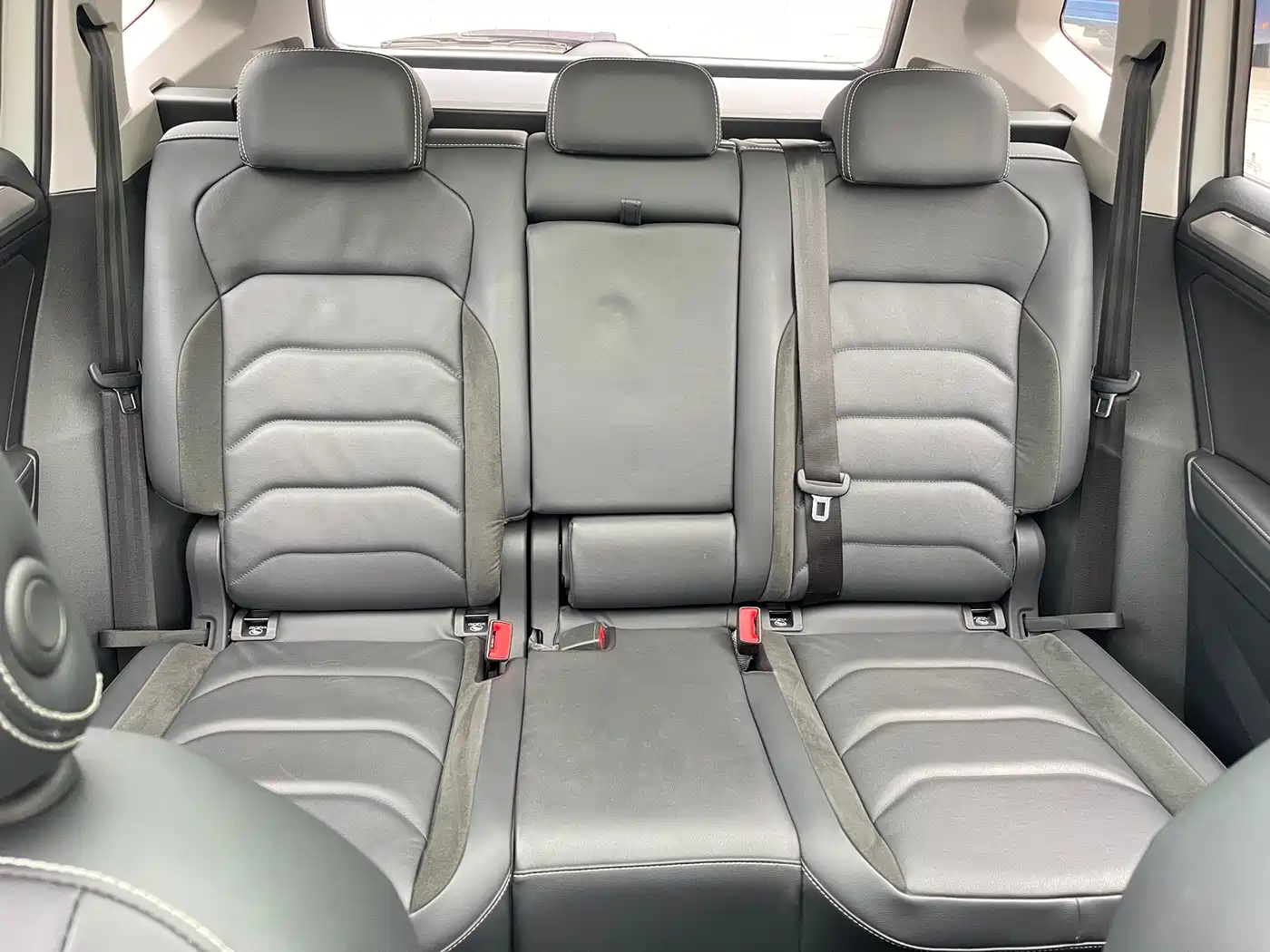 Volkswagen Tiguan L PHEV 2020 430PHEV Plug-in Hybrid Premium Edition фото 24