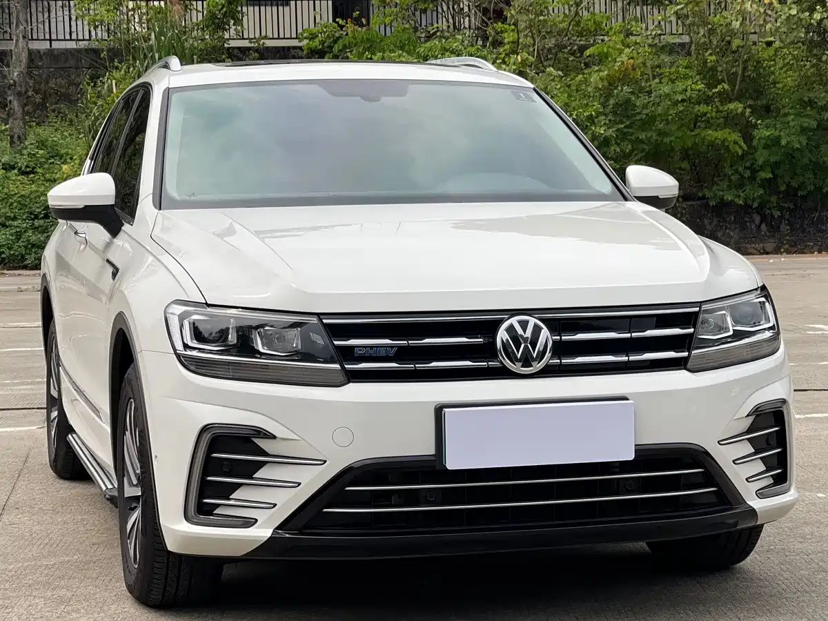 Volkswagen Tiguan L PHEV 2020 430PHEV Plug-in Hybrid Premium Edition фото 3