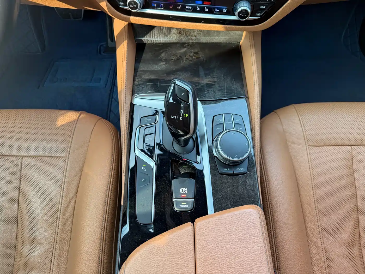 BMW 5 Series 2018 530Li Premium M Sport Package фото 13