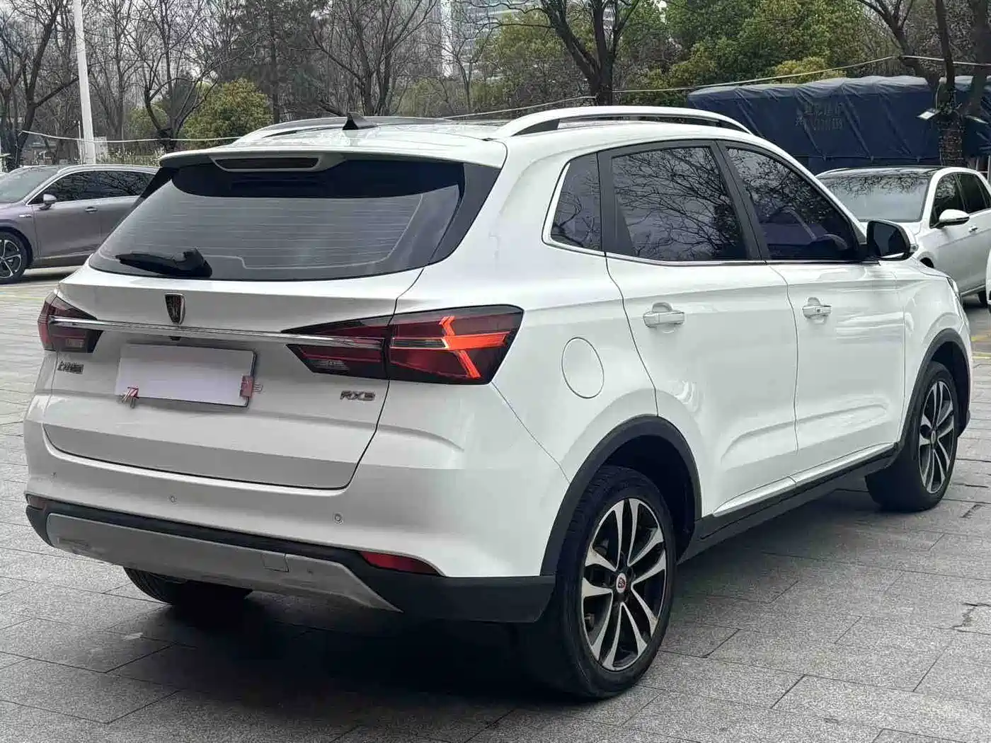 ROEWE RX3