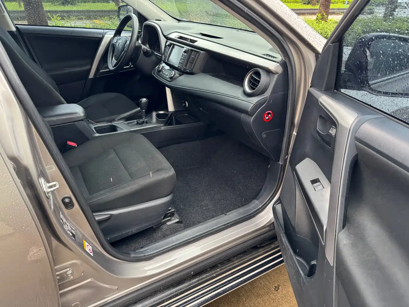 Toyota RAV4 Rongfang 2016 2.0L CVT 2WD Trend (China V) фото 10