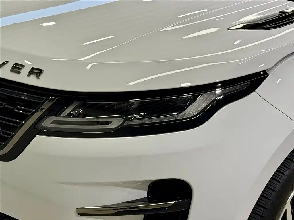 Land Rover Range Rover Evoque 2024 Range Rover Evoque L 249PS Light Master Edition фото 8