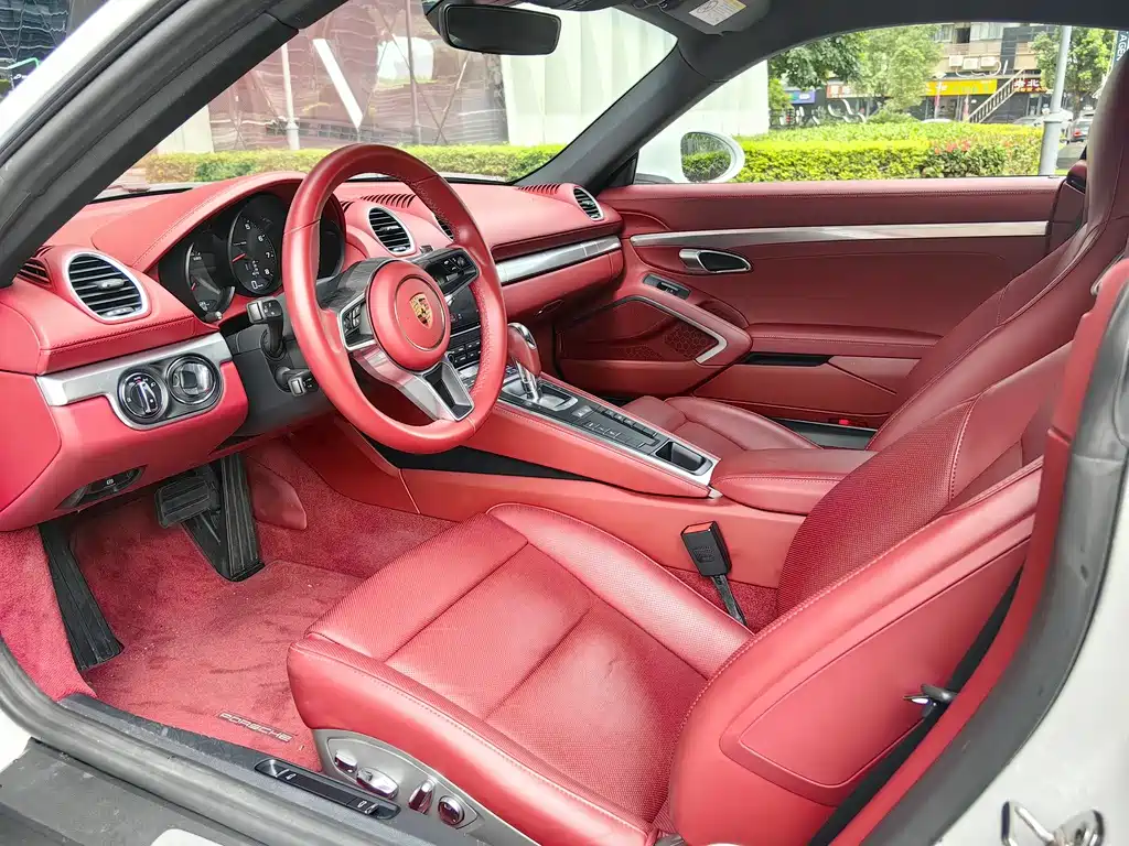 Фото 8 - Porsche 718