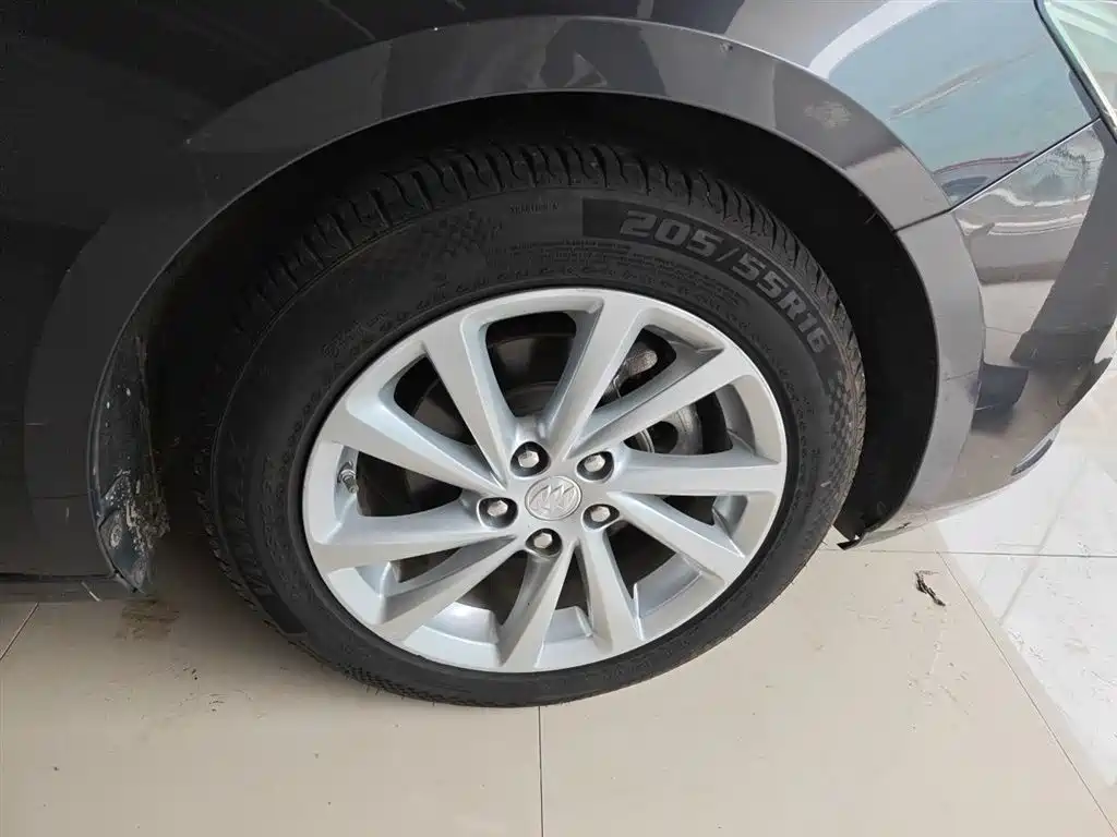 Buick Verano 2017 Sedan 15S Automatic Leading фото 23