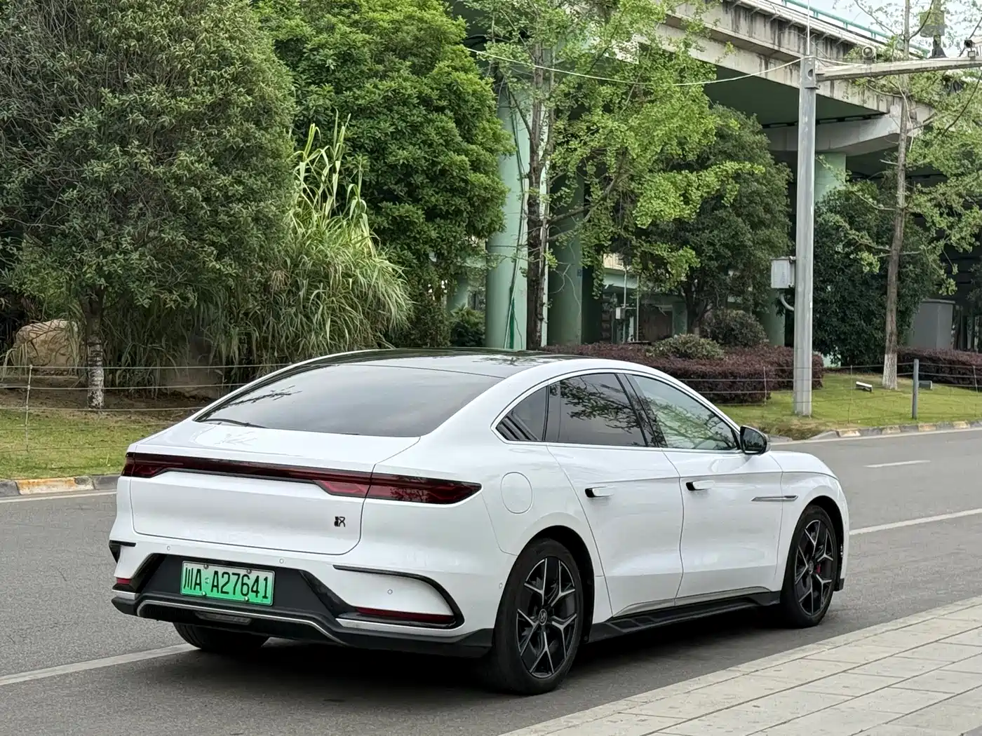 BYD Han 2022 EV Genesis Edition 715KM FWD Flagship фото 16
