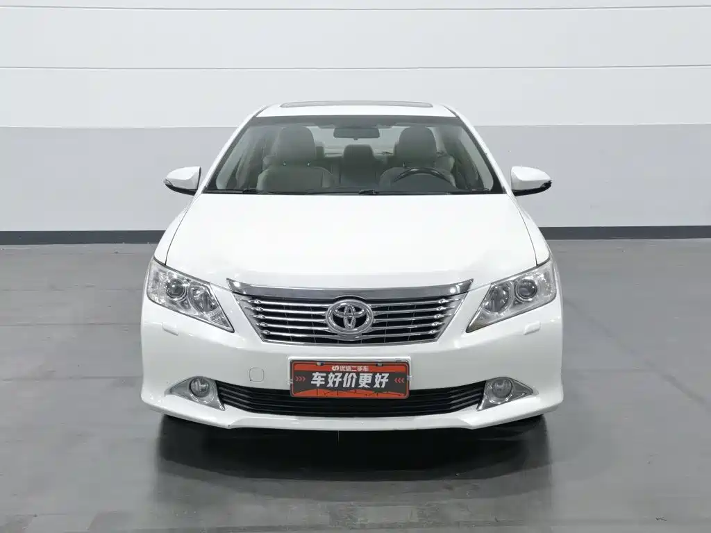 Photo 3 - Toyota Camry