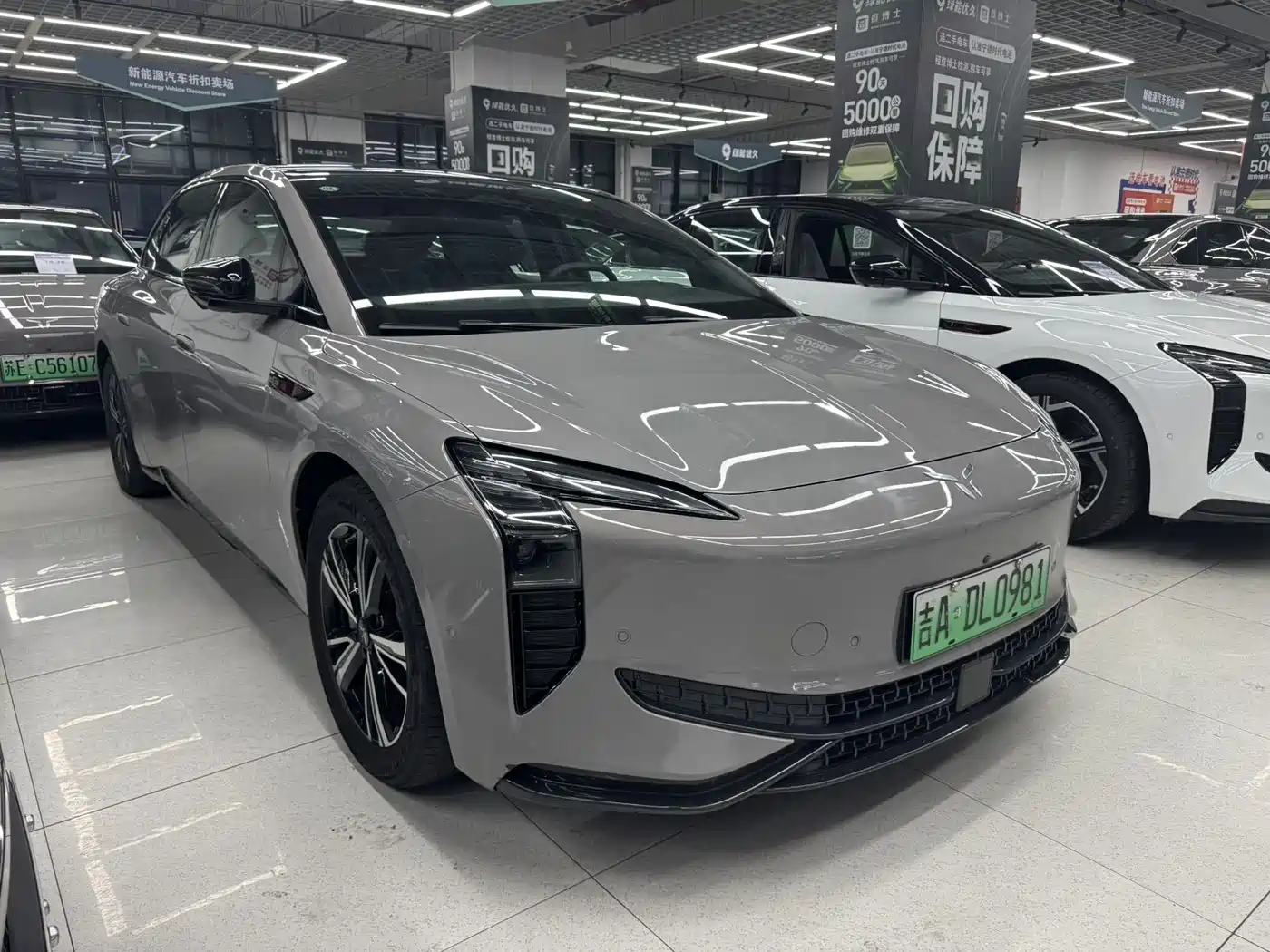 Hongqi EH7 2024 Model 820 Pro фото 3