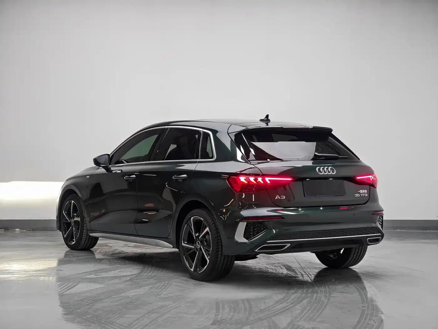 Audi A3 2024 Model Sportback 35 TFSI Fashion Sport фото 4