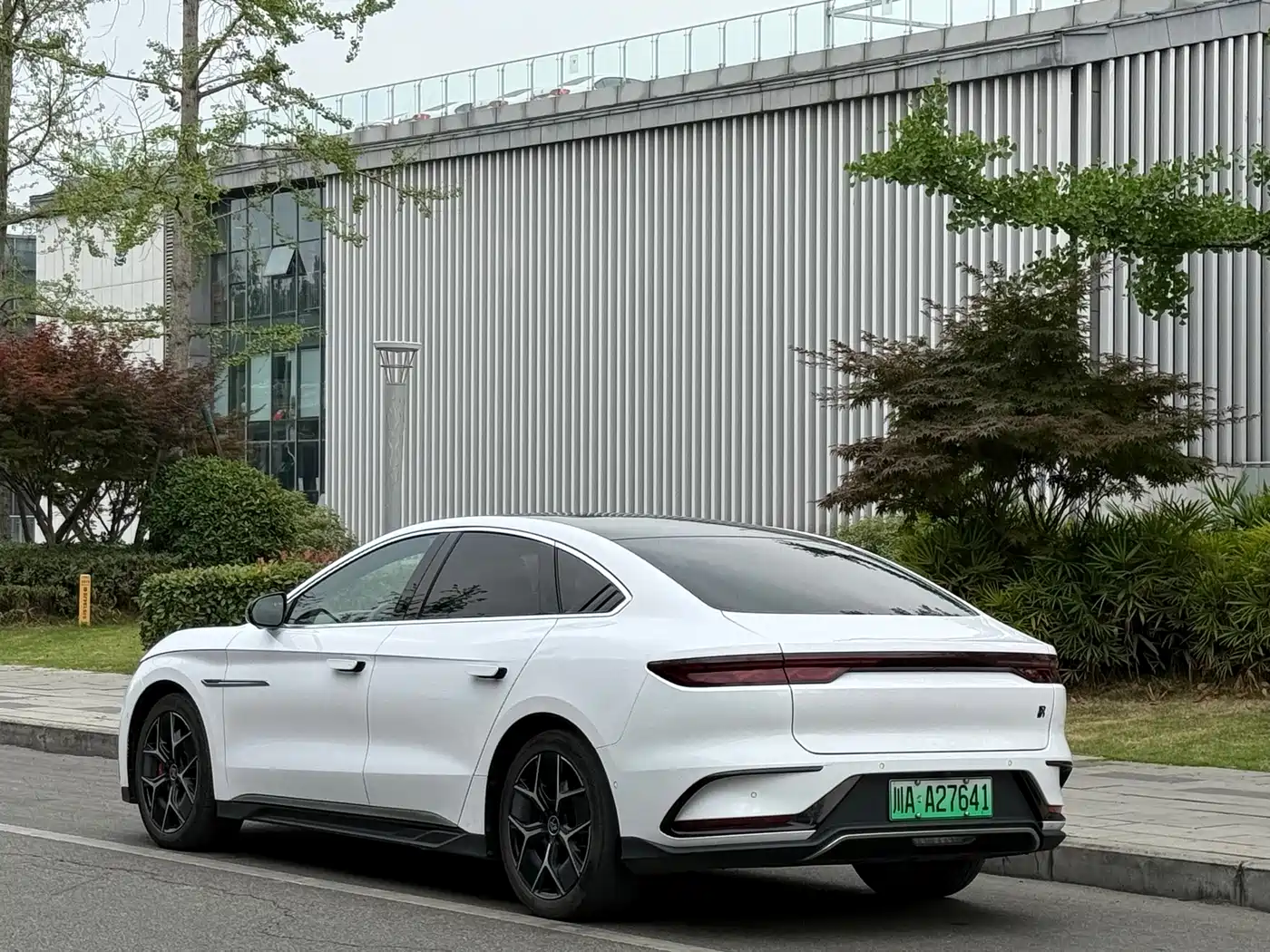 BYD Han 2022 EV Genesis Edition 715KM FWD Flagship фото 17