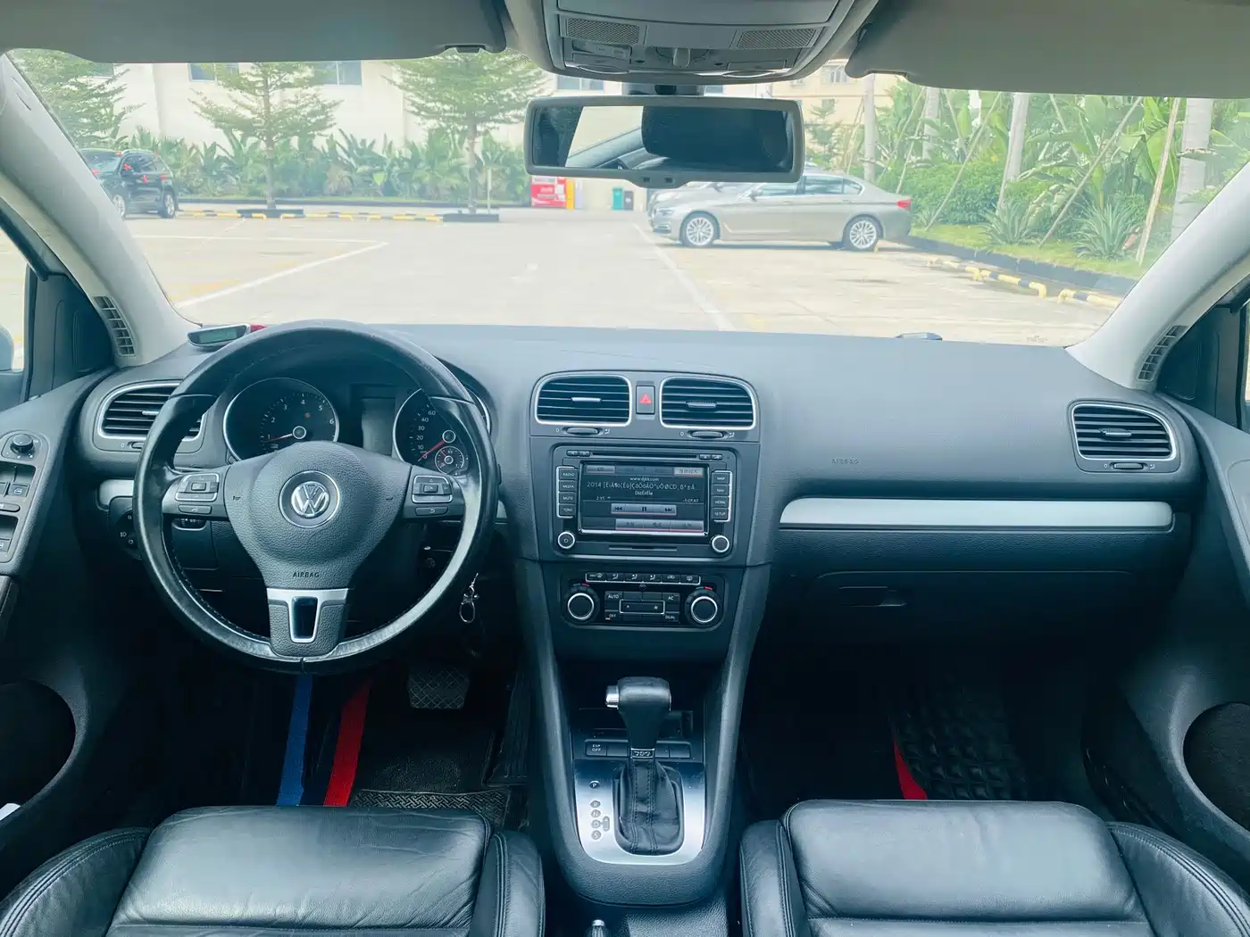 Volkswagen Golf 2010 1.4TSI Automatic Luxury фото 5