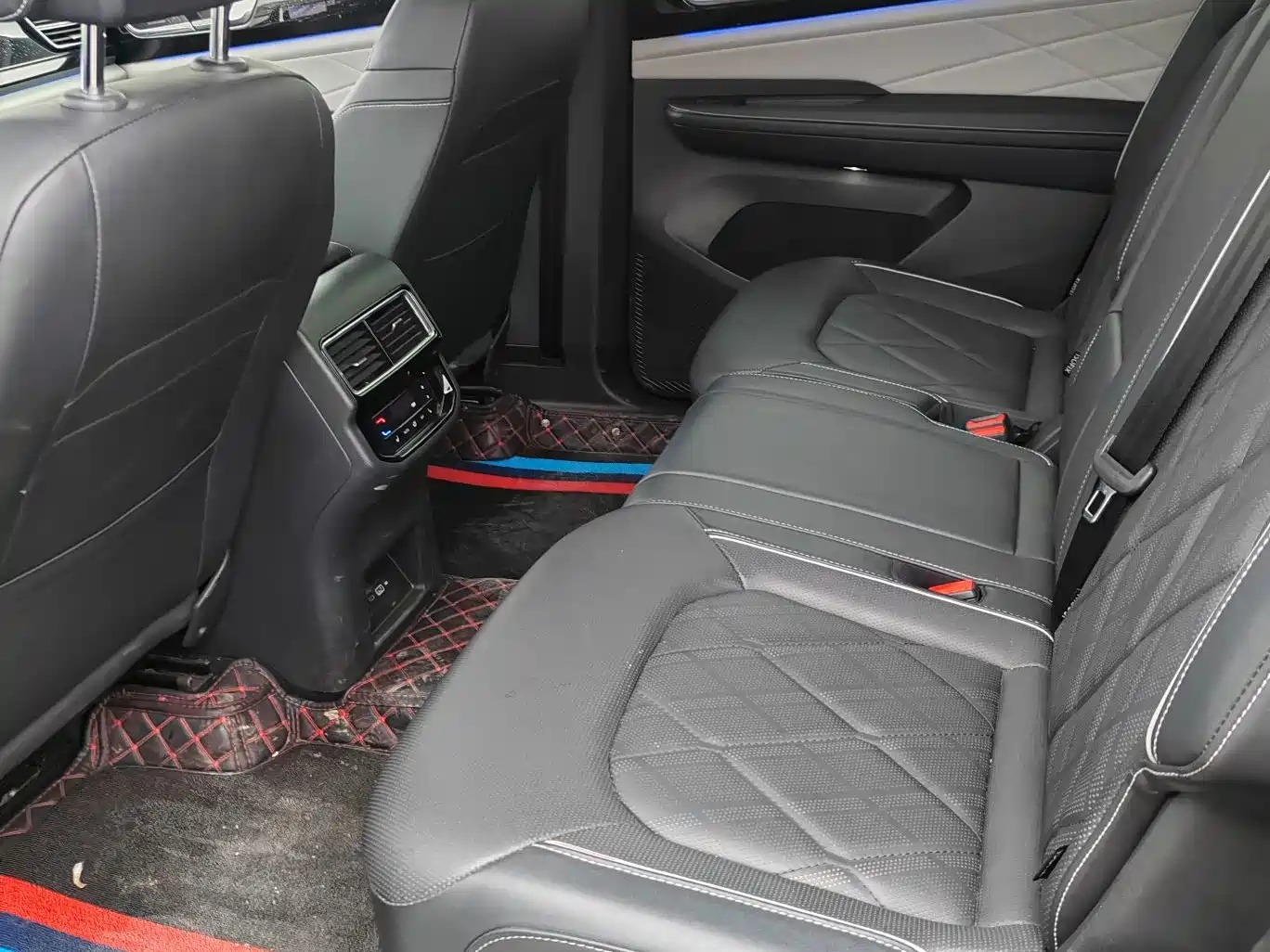 Фото 8 - Volkswagen Teramont
