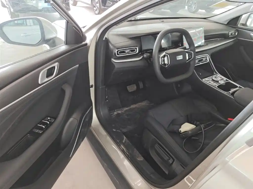Geely Galaxy Galaxy Stellar 6 2025 Model 125km Free Edition фото 16