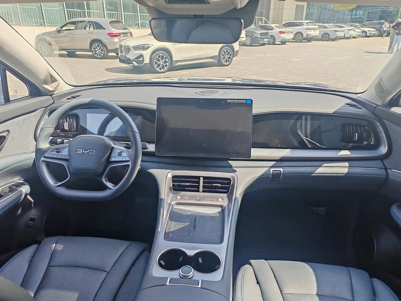 BYD Hai Shi 07 DM-i 2025 150 Pilot+ Edition фото 14