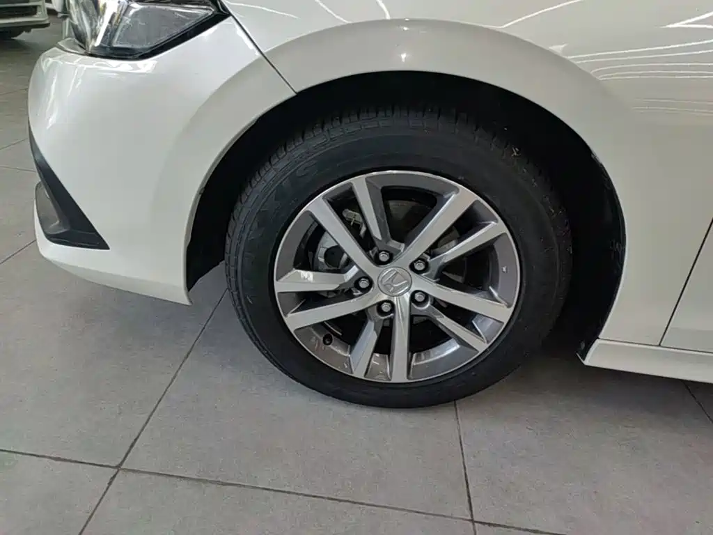 Фото 23 - Honda Civic