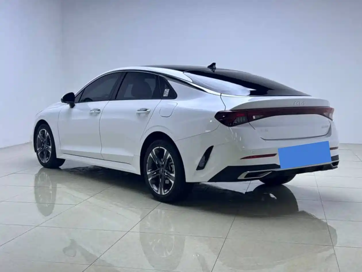 Kia K5 2025 1.5T Premium Edition фото 5