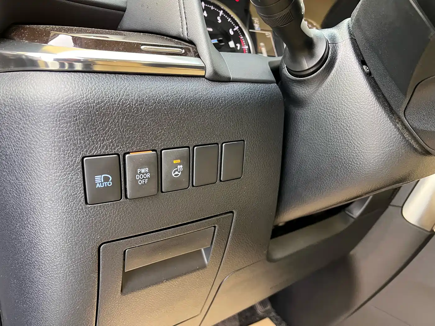 Toyota Alphard 2015 3.5L Luxury Edition фото 7