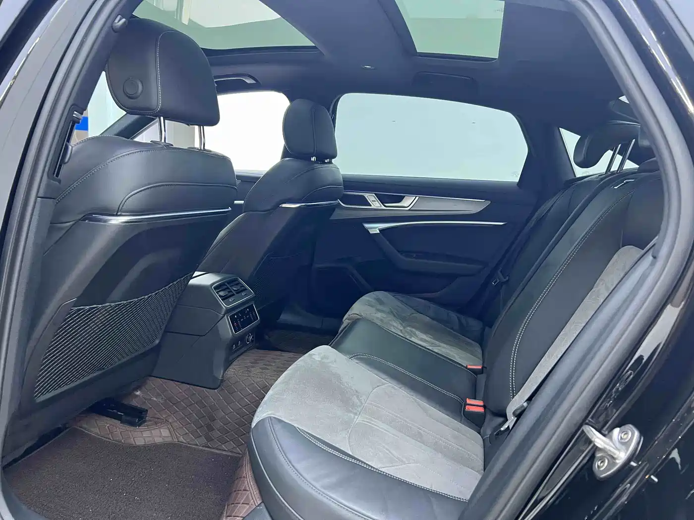 Audi A6L 2024 45 TFSI Premium Dynamic фото 5