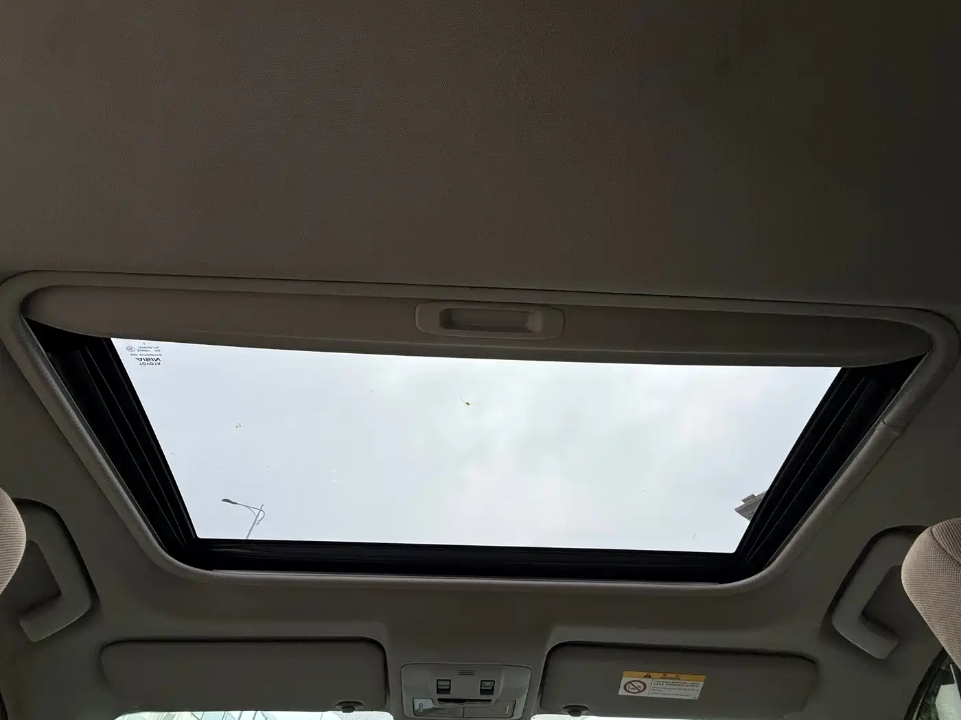 Toyota RAV4 Rongfang 2015 2.0L CVT 2WD Trend Edition фото 12