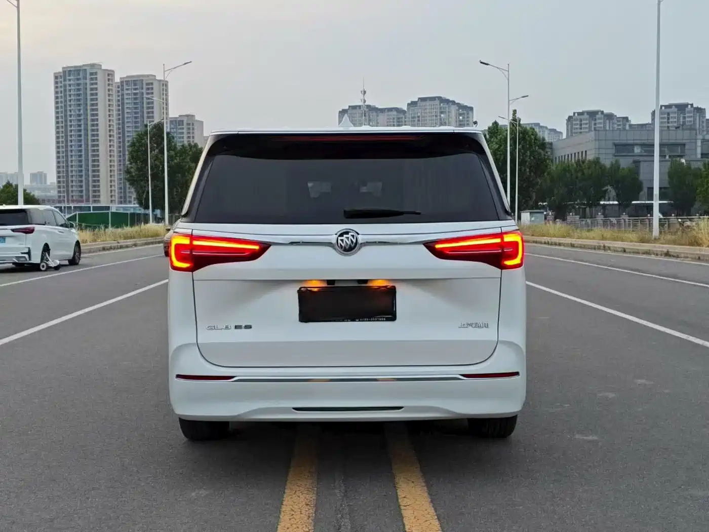BUICK GL8