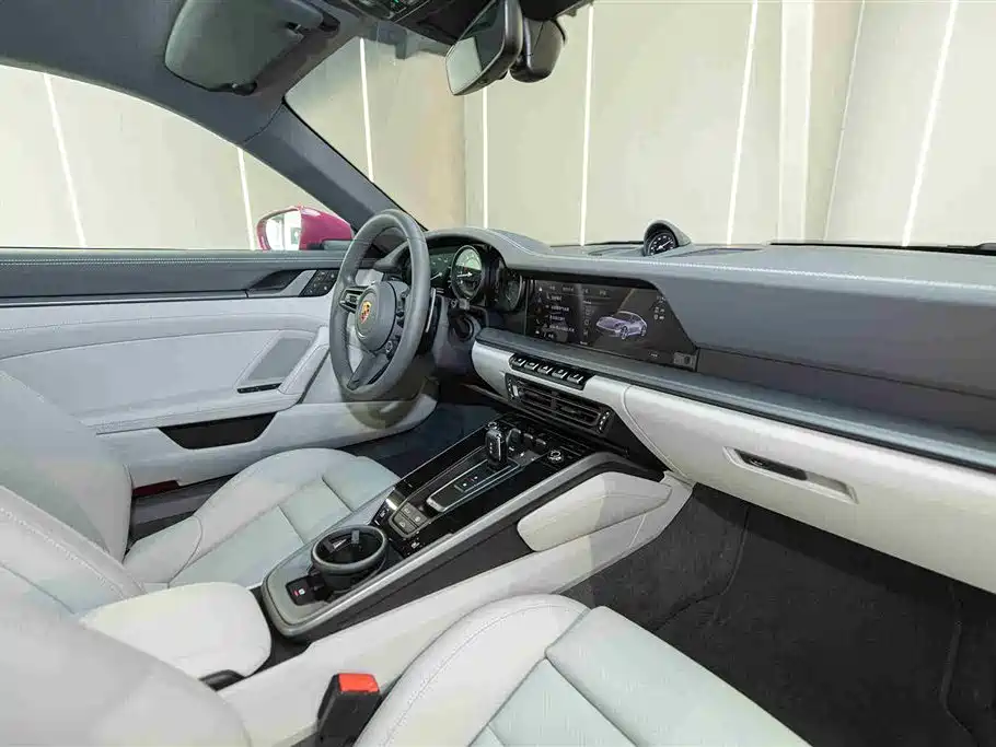 Porsche 911 2023 Carrera 3.0T фото 16