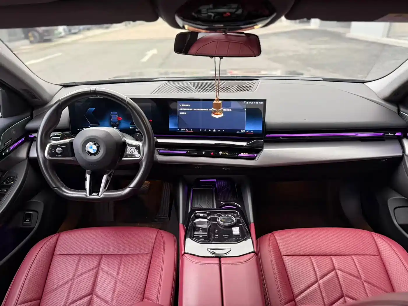 BMW 5 Series 2024 525Li M Sport Package фото 6
