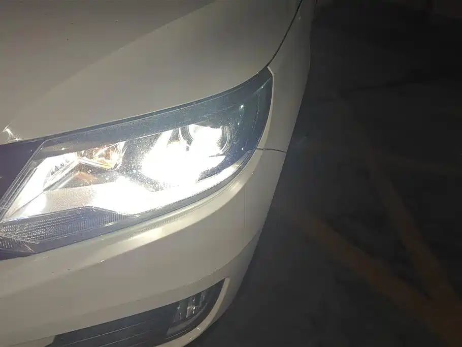 Volkswagen Tiguan 2017 300TSI Automatic 2WD Silk Road Fashion Edition фото 5