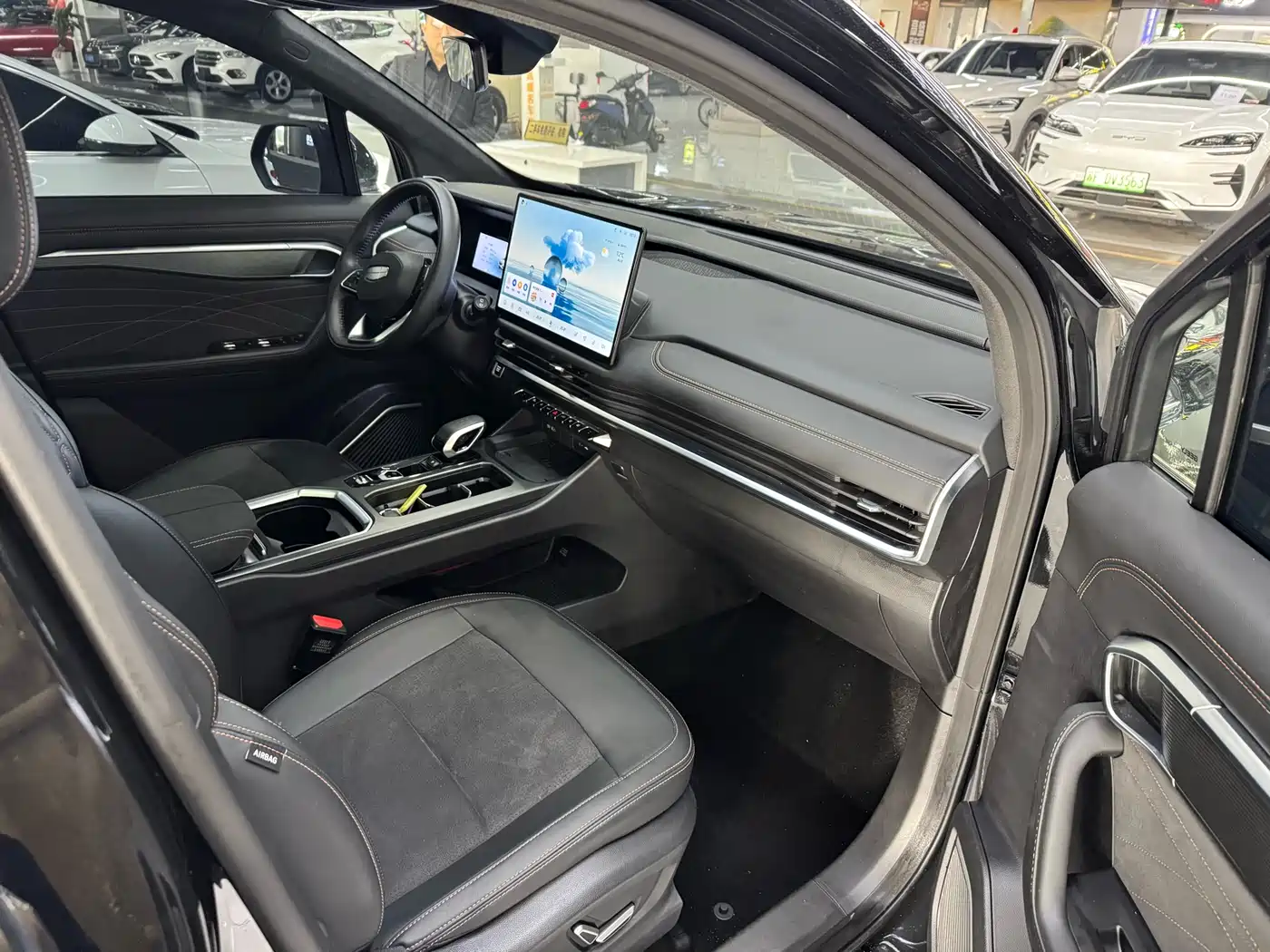 Geely Haoyue L 2025 2025 2.0T DCT Exclusive