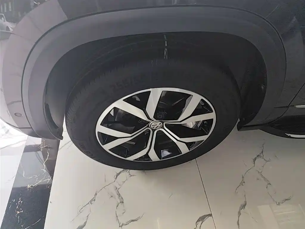 Volkswagen Teramont 2017 330TSI 2WD Luxury фото 23