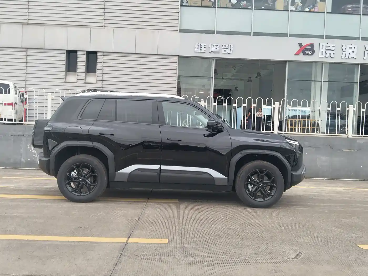 Fang Cheng Bao Titanium 3 2026 2026 Model 620KM Rear-Wheel Drive Flash Charging Version